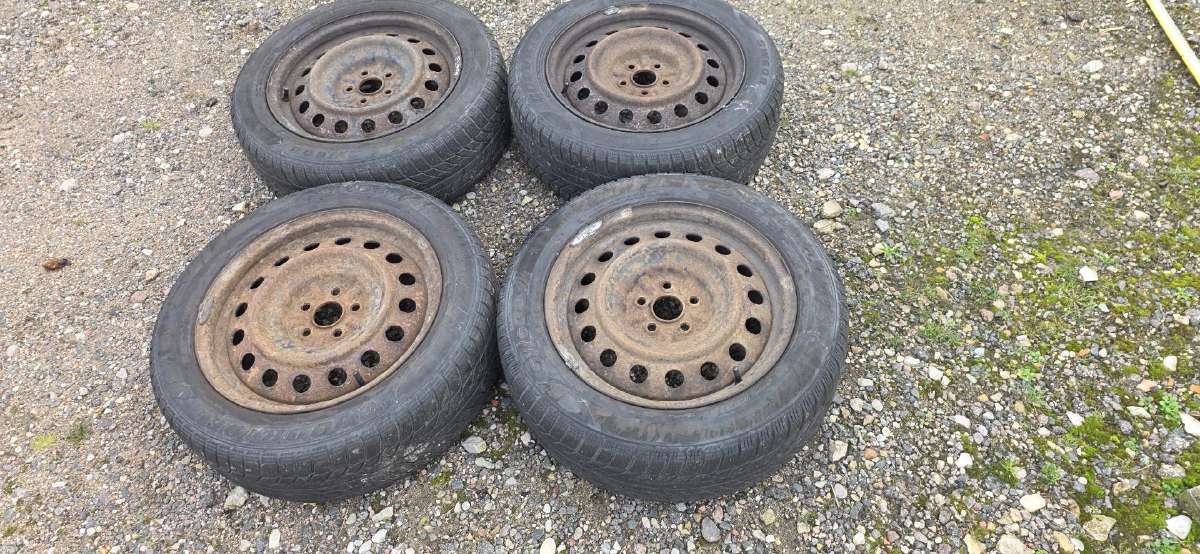 Žieminiai ratai R16 5x100 (nuo benzininės Toyota - nuotraukos Nr. 2