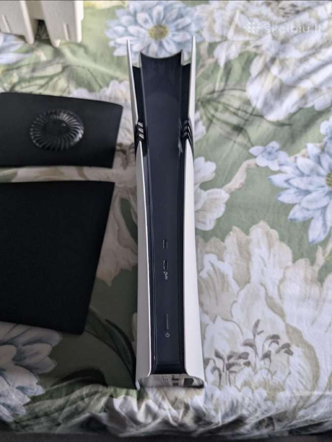 Sony Playstation 5 Pro 2tb + 2 pulteliai - nuotraukos Nr. 3