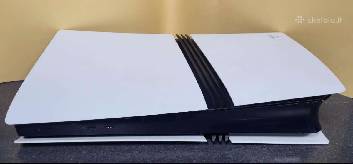 Sony Playstation 5 Pro 2tb + 2 originalūs pultai - nuotraukos Nr. 2