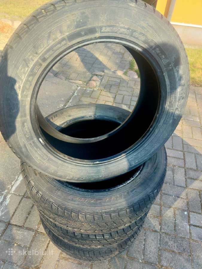 Padangos R18 225/60 visos 50€ - nuotraukos Nr. 3