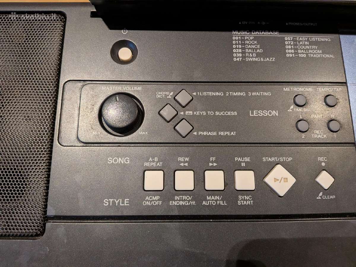 Sintezatorius Yamaha Psr E333 - nuotraukos Nr. 4