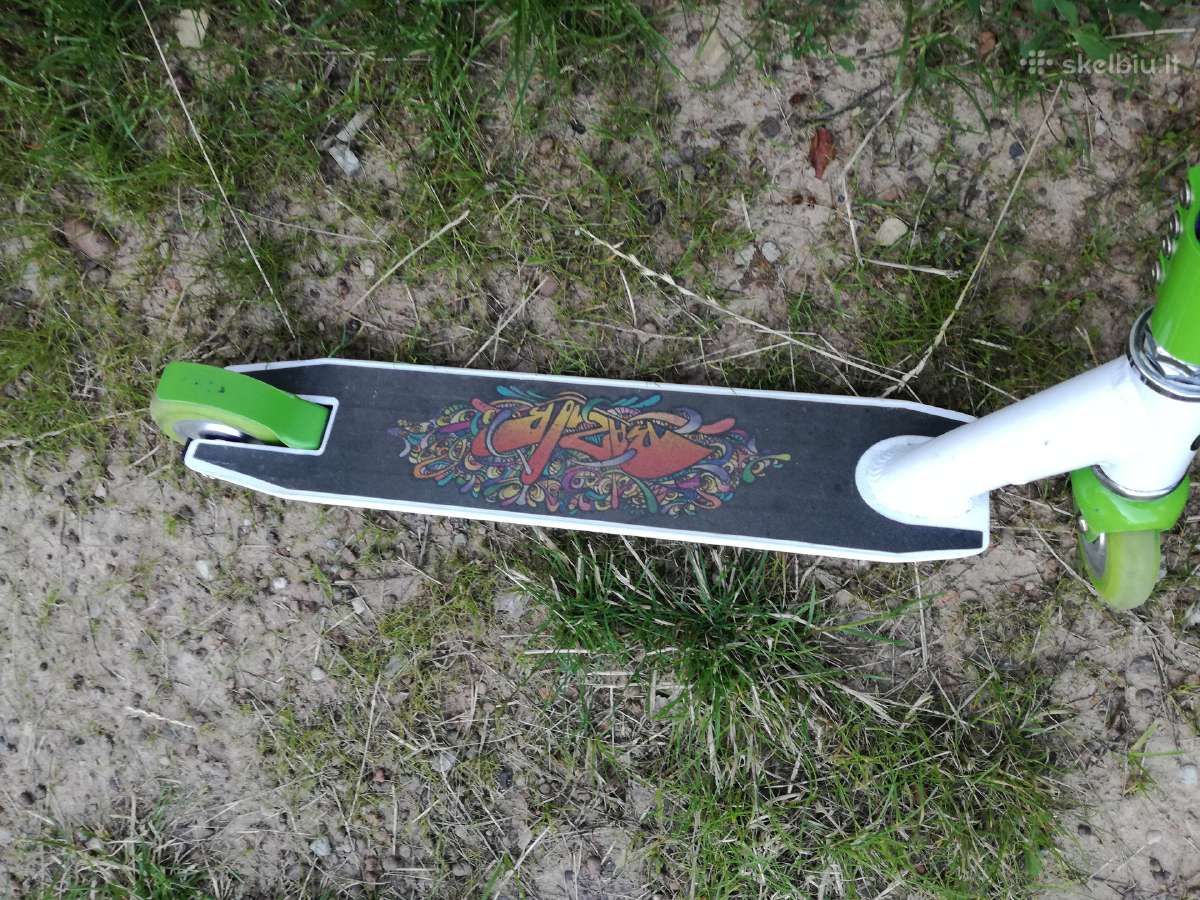 Paspirtukas Razor Beast V3 - nuotraukos Nr. 3