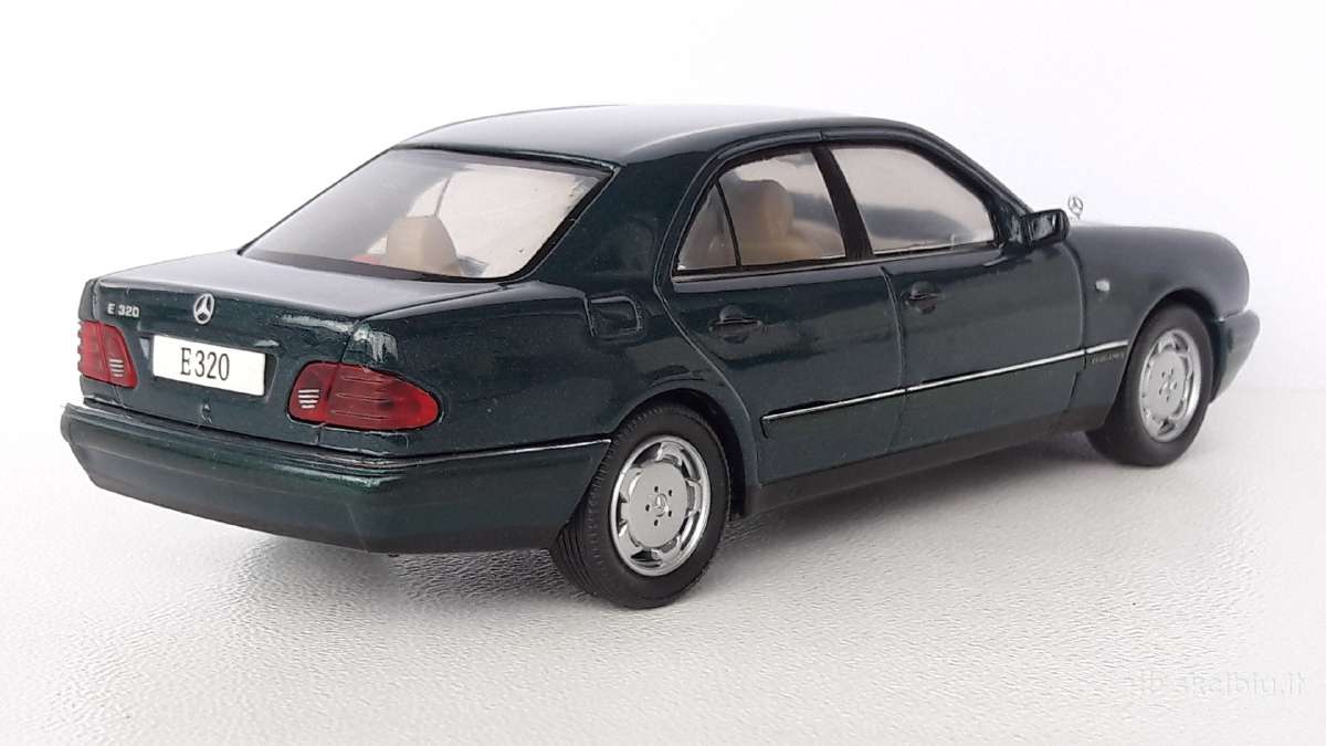 1/43 modeliukai MB E-class E320 Elegance W210 - nuotraukos Nr. 4