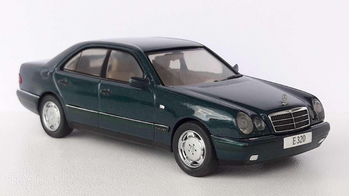 1/43 modeliukai MB E-class E320 Elegance W210 - nuotraukos Nr. 5