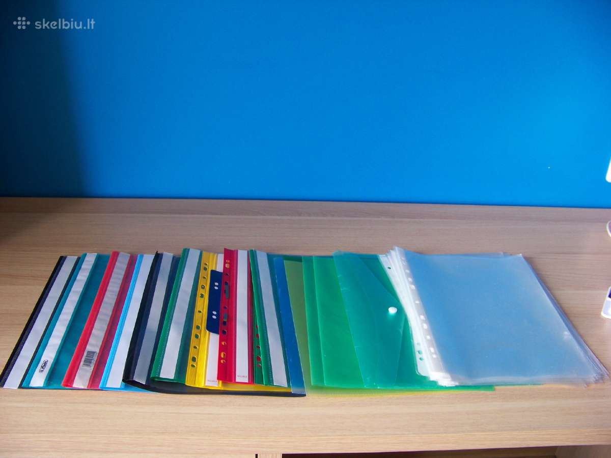 Įvairios papkės, sąsiuviniai, pieštukai ir kt. | Skelbiu.lt Įvairios papkės, sąsiuviniai, pieštukai ir kt.