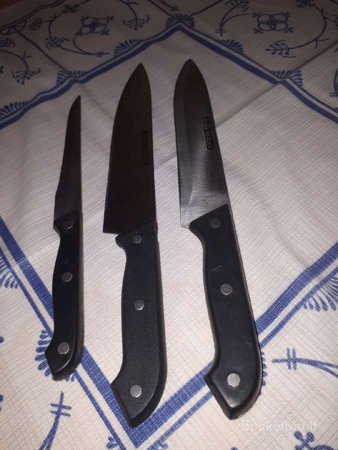 Stalo įrankiai po 1eur visi 2 eur.