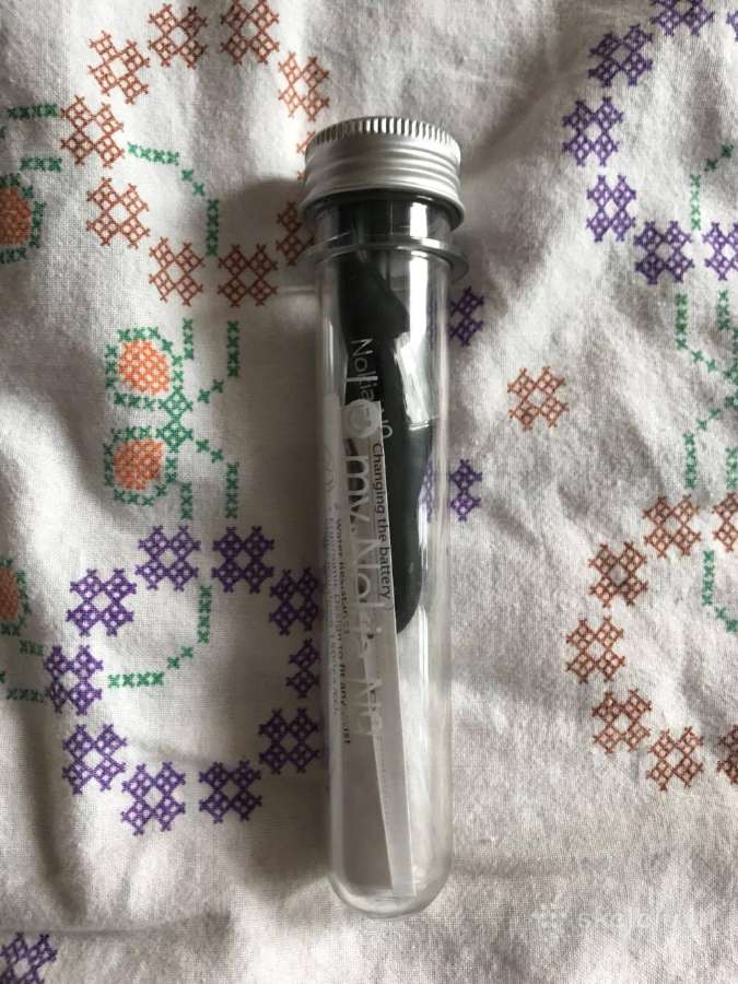 Naujas skaitmeninis laikrodis su gumine apyranke