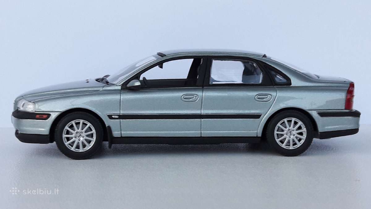 1/43 modeliukai Volvo S80 Mk1 sedan
