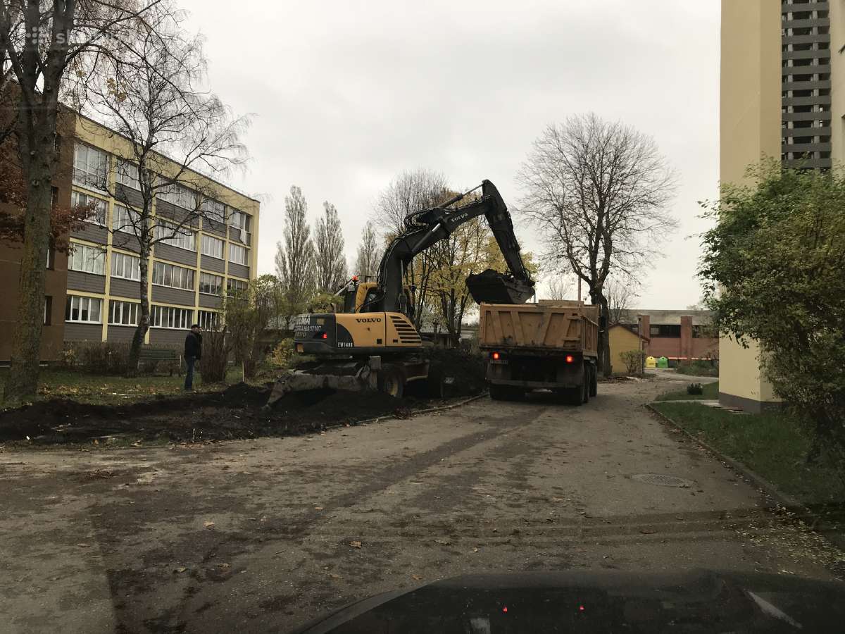 Kelių ir privažiavimų įrengimas - nuotraukos Nr. 5