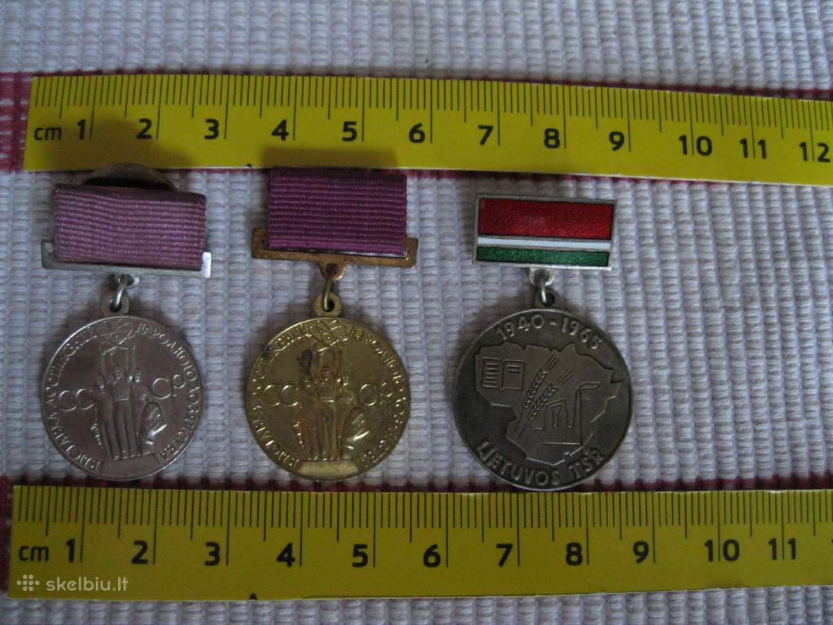 CCCP - Ltsr trys Medaliai. .zr. foto. .Be Defekt
