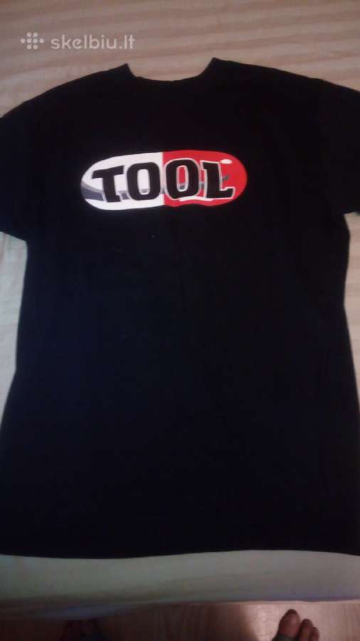 Parduodu Tool maikę 10€