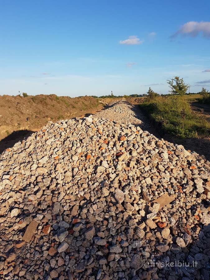 -Atvezu Zvyras Smelis Skalda Juodzemis Atsijos - nuotraukos Nr. 9