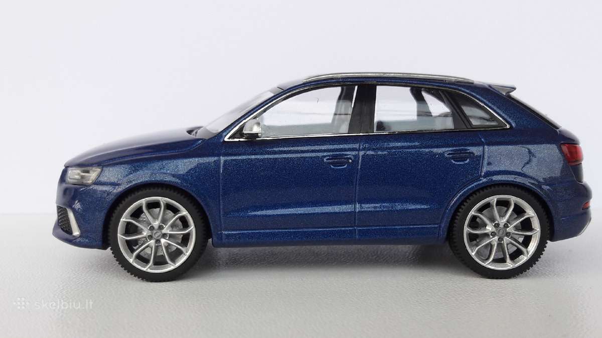 1/43 modeliukai Audi Q3 Rs