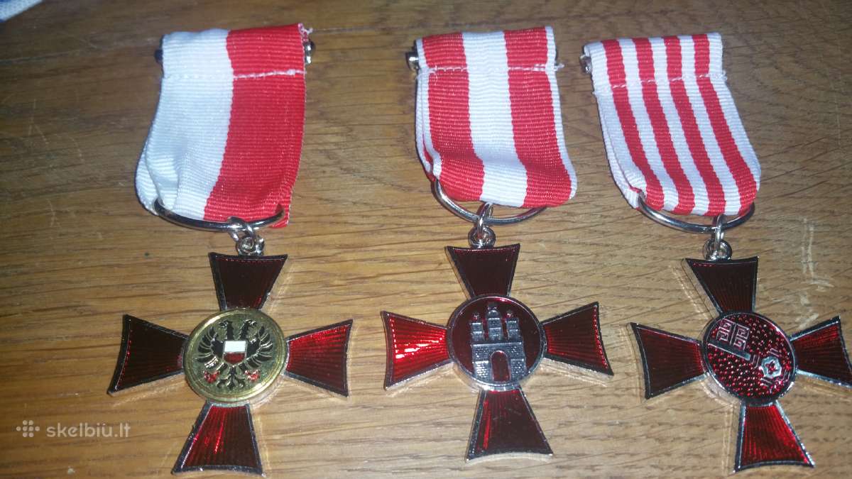 Parduodu Vokišku medaliu komplektą kaina 40 euru