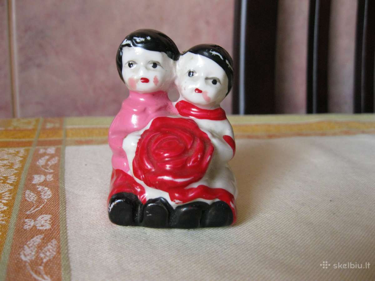 Statulele- labai grazi.gal i kolekcijai.zr. foto