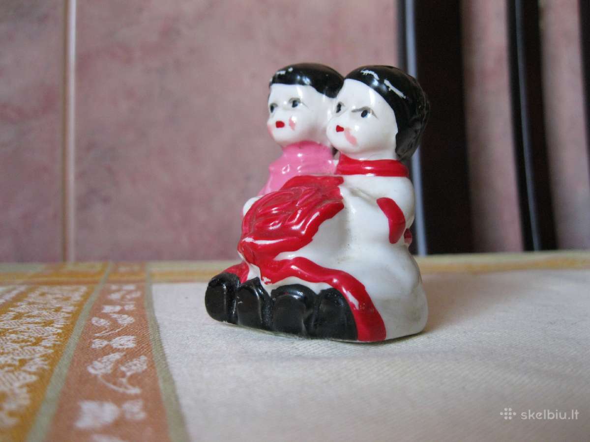 Statulele- labai grazi.gal i kolekcijai.zr. foto - nuotraukos Nr. 3