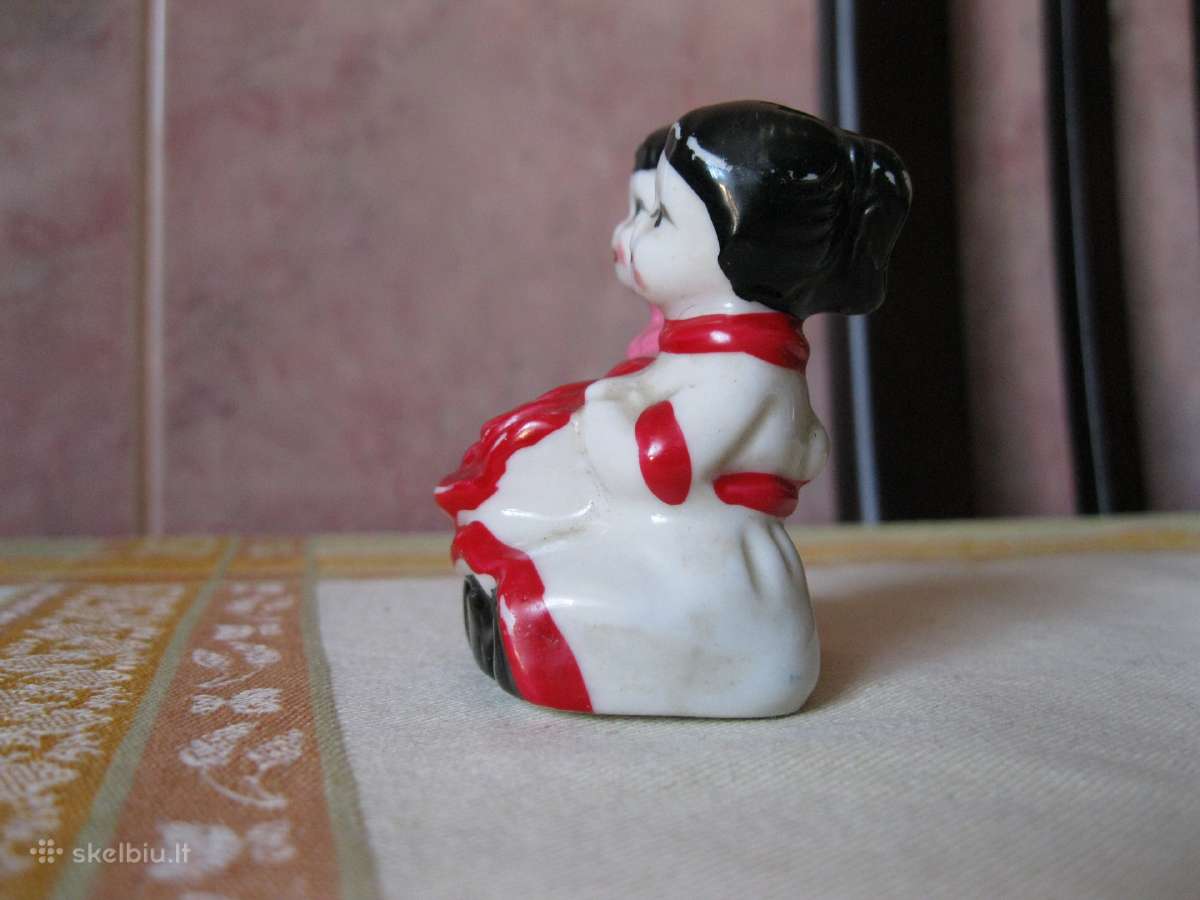Statulele- labai grazi.gal i kolekcijai.zr. foto - nuotraukos Nr. 4