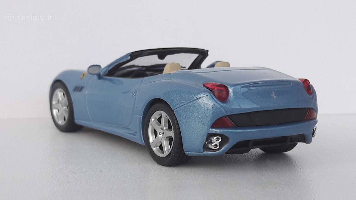1/43 modeliukai Ferrari California - nuotraukos Nr. 5