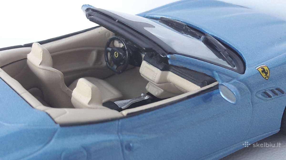 1/43 modeliukai Ferrari California - nuotraukos Nr. 7