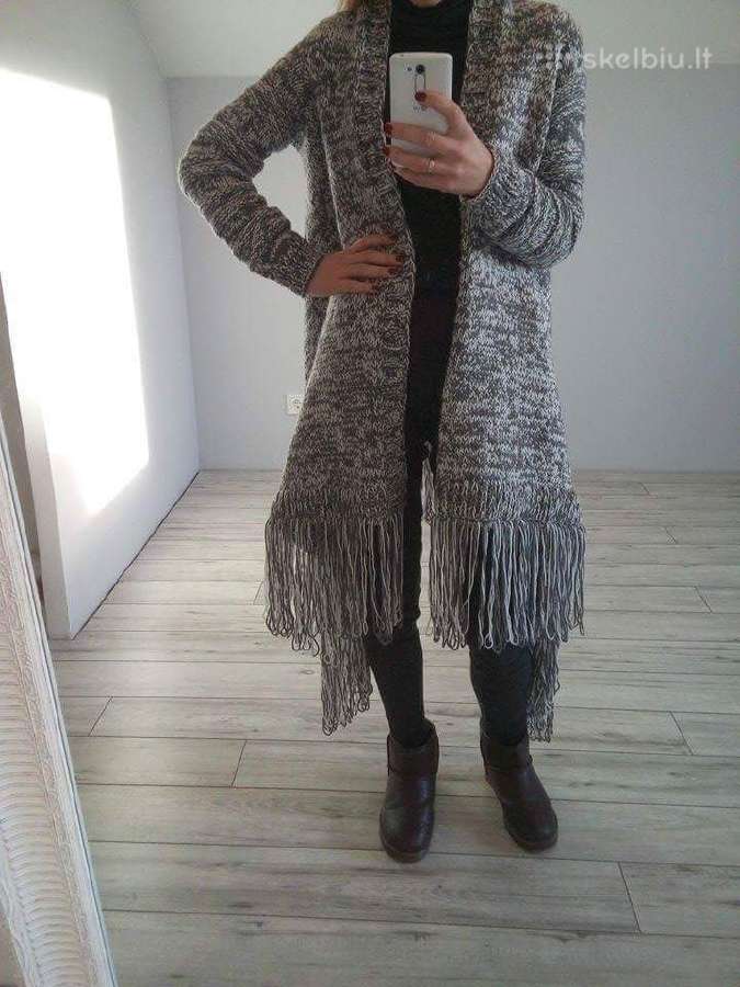 Ranku darbo kardiganas