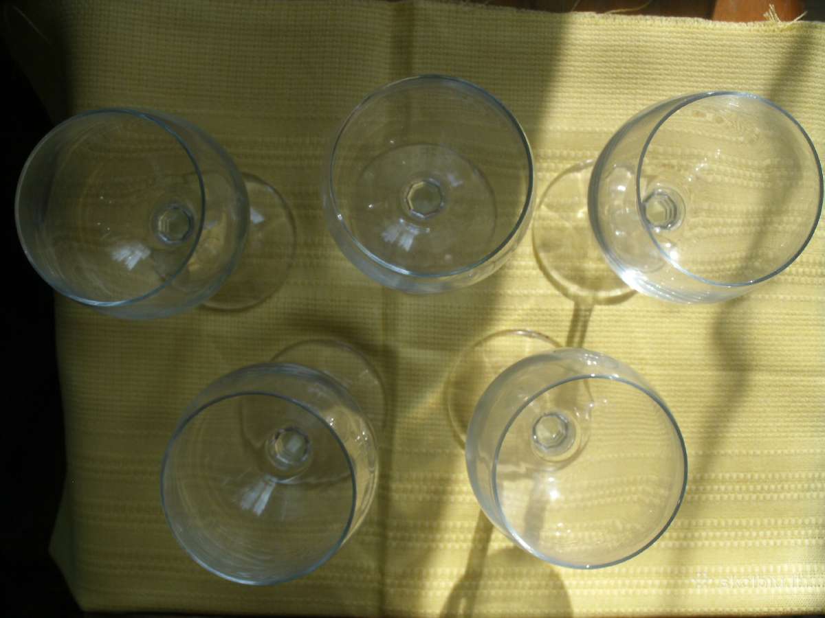 5 taurės