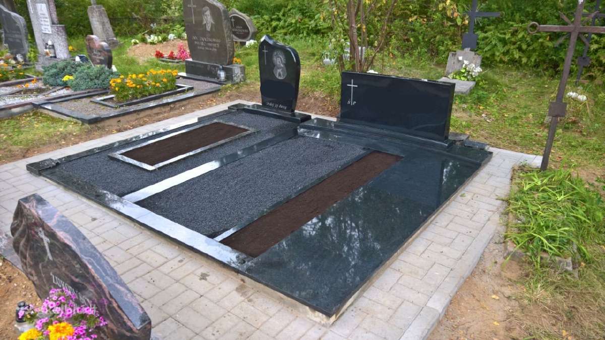 Antkapiniai Paminklai Kapų dengimas plokštėmis - nuotraukos Nr. 9