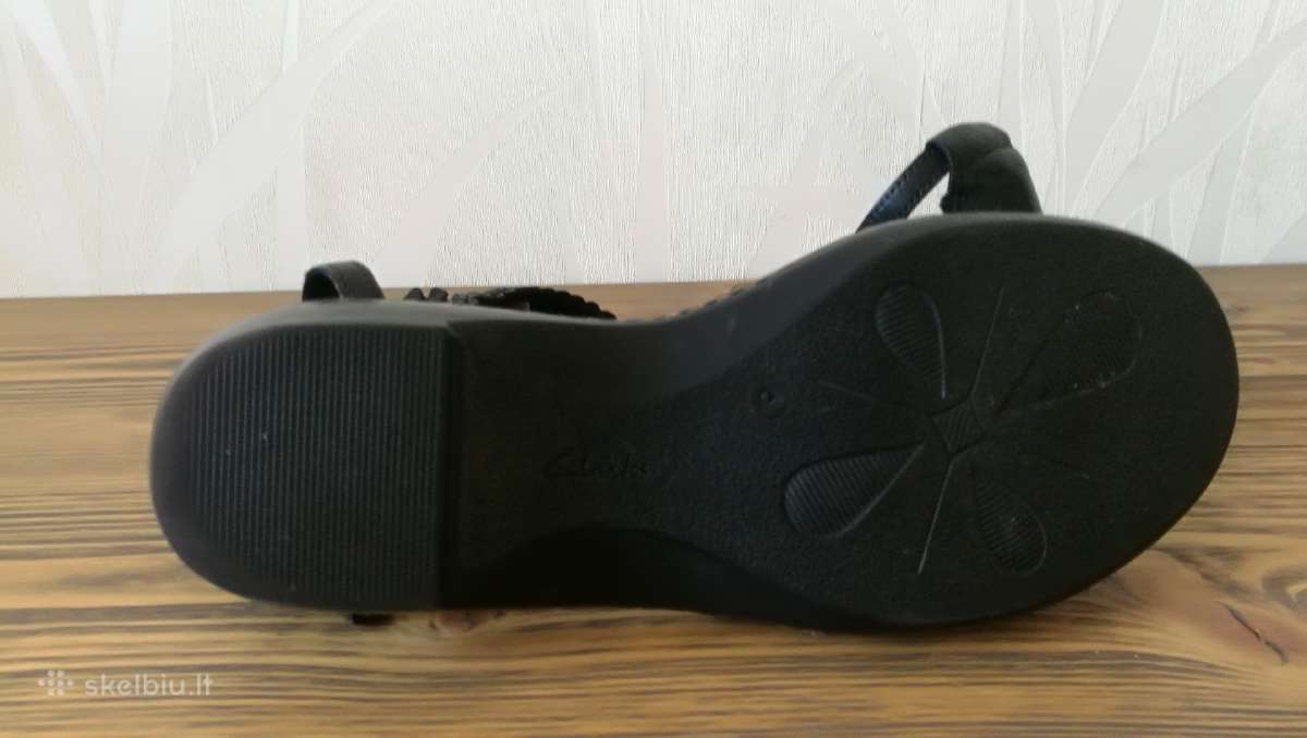 Juodi Clarks bateliai - nuotraukos Nr. 3