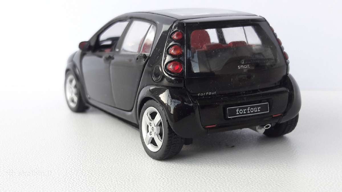 1/43 modeliukai Smart Forfour - nuotraukos Nr. 7