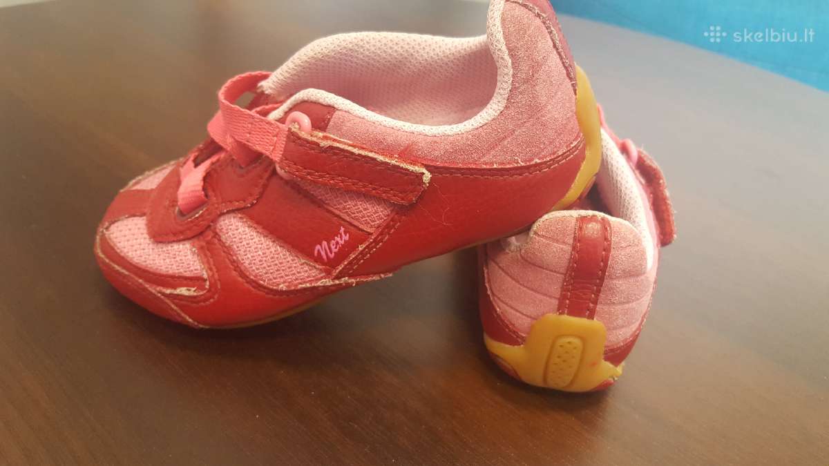 Next sportiniai bateliai ir Barbie bateliai - nuotraukos Nr. 2