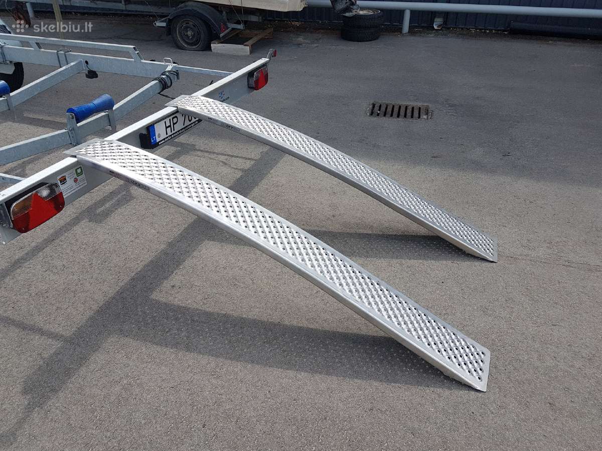 Rampos mini traktoriukams, žoliapjovėms
