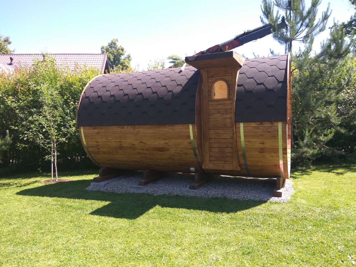 Lauko apvalios pirtys, Pirtys bačkos, Iglu