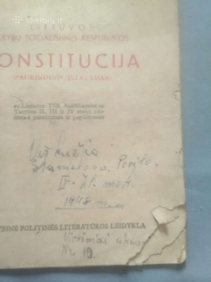 Konstitucija 1945 m