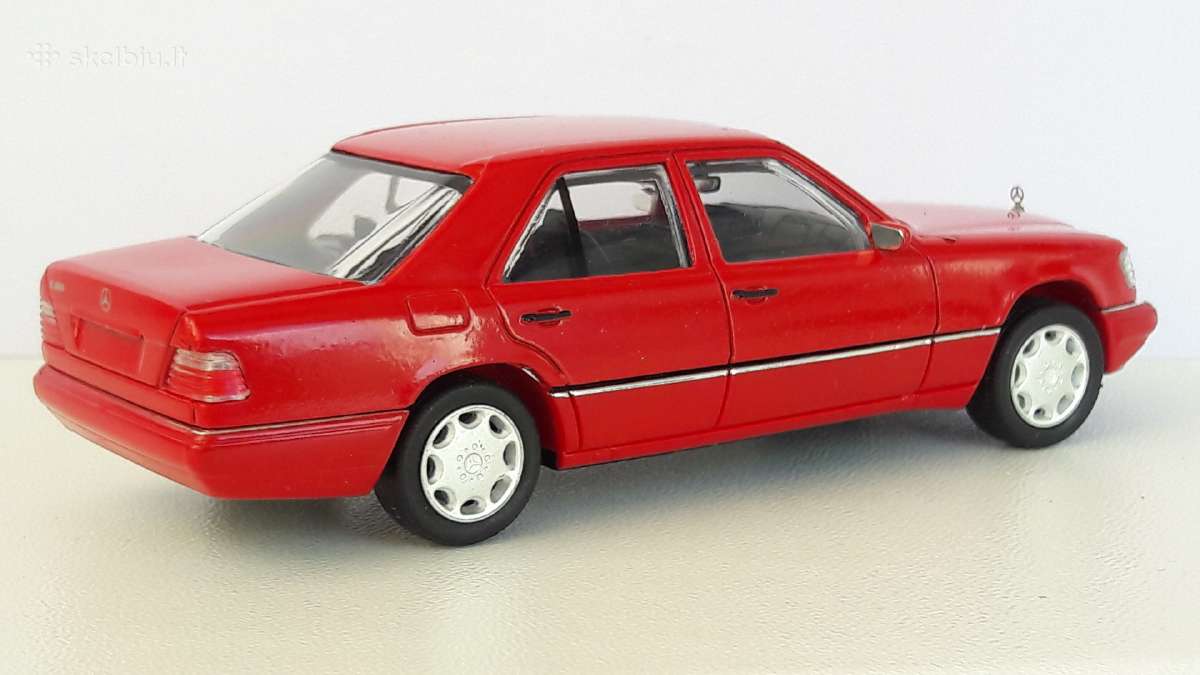 1/43 modeliukai MB E-class E320 W124 - nuotraukos Nr. 4