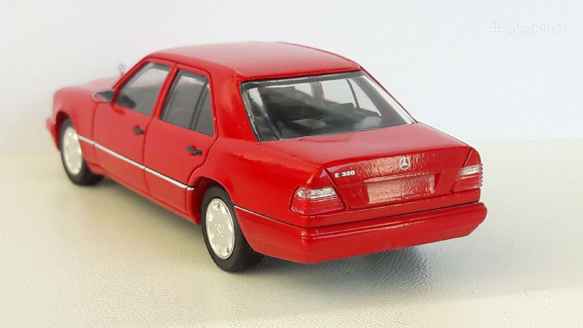 1/43 modeliukai MB E-class E320 W124 - nuotraukos Nr. 5