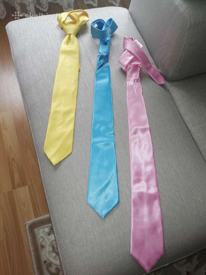 Grazus 3 kaklaraisciai