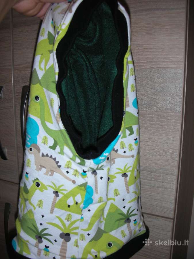 Šiltas gobtuvėlis 3-4 m.
