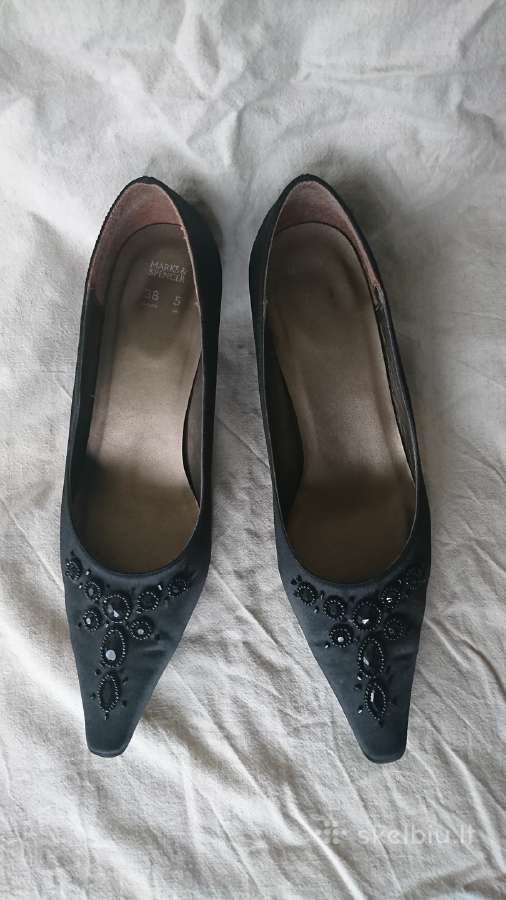 Marks & Spencer kitten heel satino bateliai