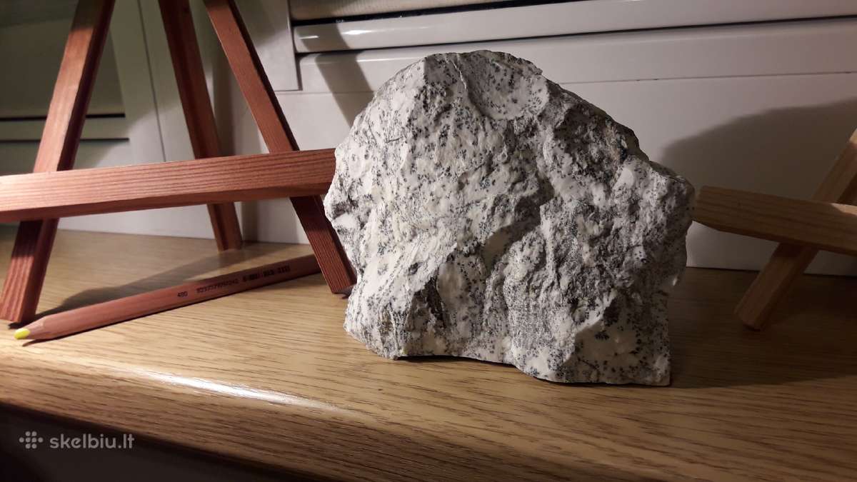 Pastatomas natūralus mineralas haulitas 1492 g - nuotraukos Nr. 3