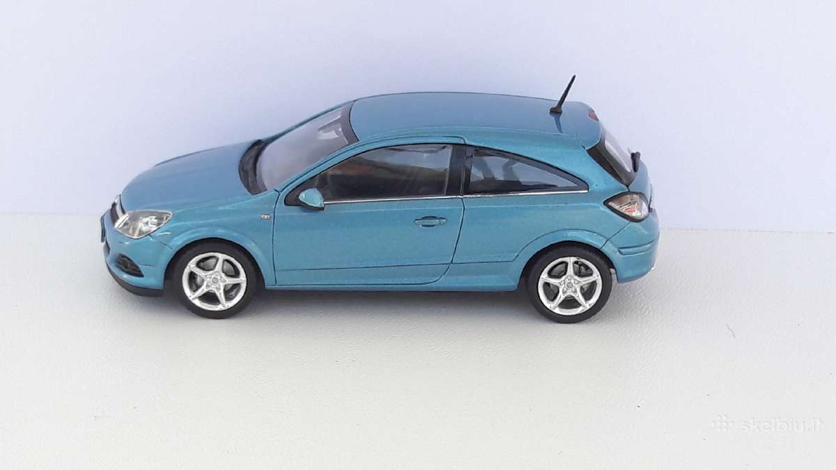 1/43 modeliukai Opel Astra H Gtc - nuotraukos Nr. 2