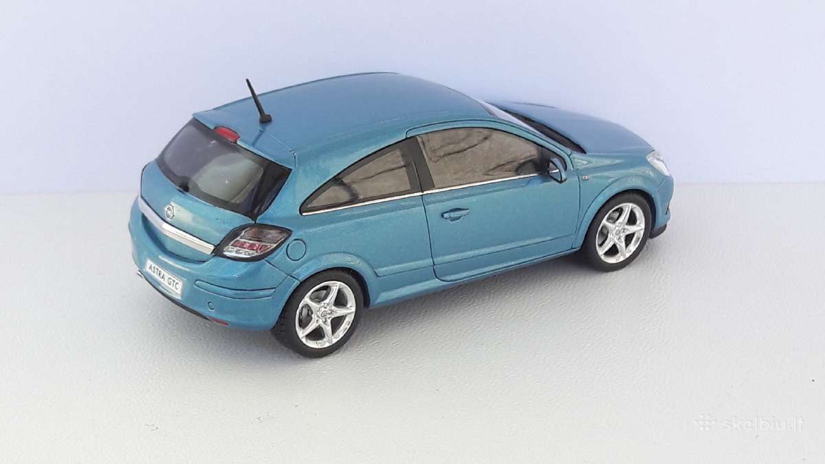 1/43 modeliukai Opel Astra H Gtc - nuotraukos Nr. 4