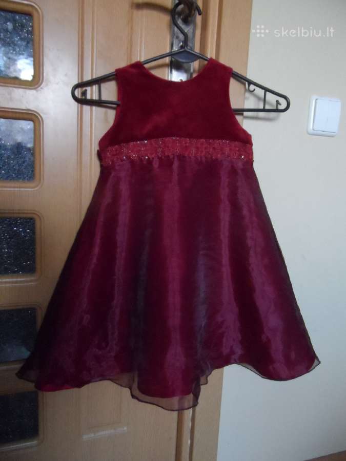 Bordo progine suknele
