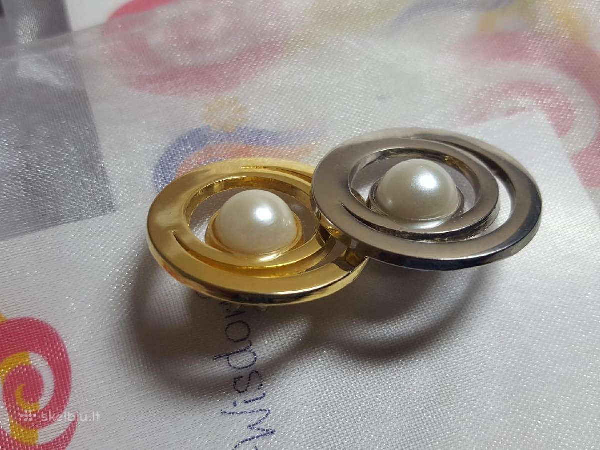 Sagė su upiniu perlu | Skelbiu.lt Sagė su upiniu perlu