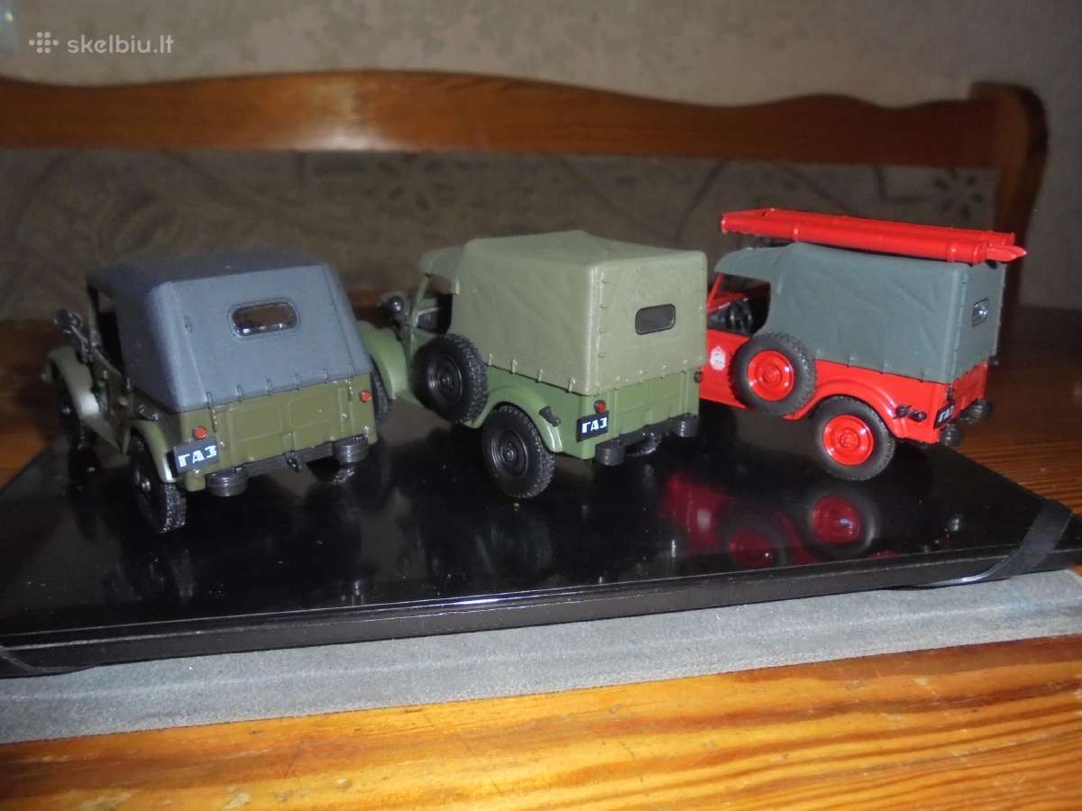 Kolekciniai modeliukai Uaz-452 ir Gaz-69 1/43 - nuotraukos Nr. 3