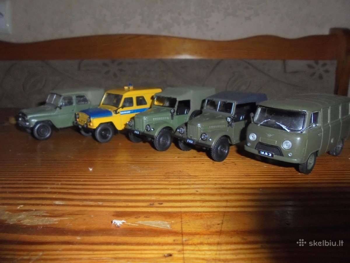 Kolekciniai modeliukai Uaz-452 ir Gaz-69 1/43 - nuotraukos Nr. 7