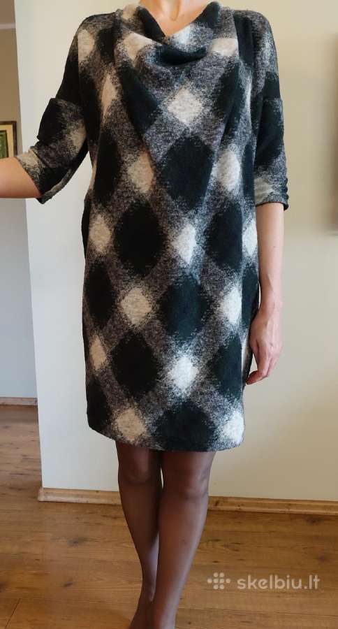 Tik 22 eur ! stilinga vilnonė "Sisley" suknelė