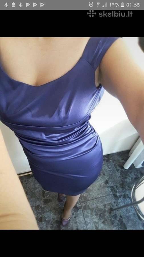Proginė violetinė suknelė