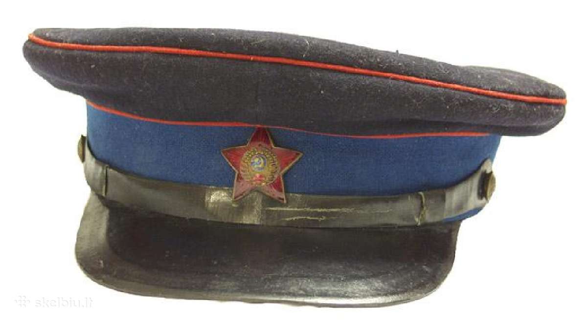 Brangiai perku Stalino laiku milicijos atributika