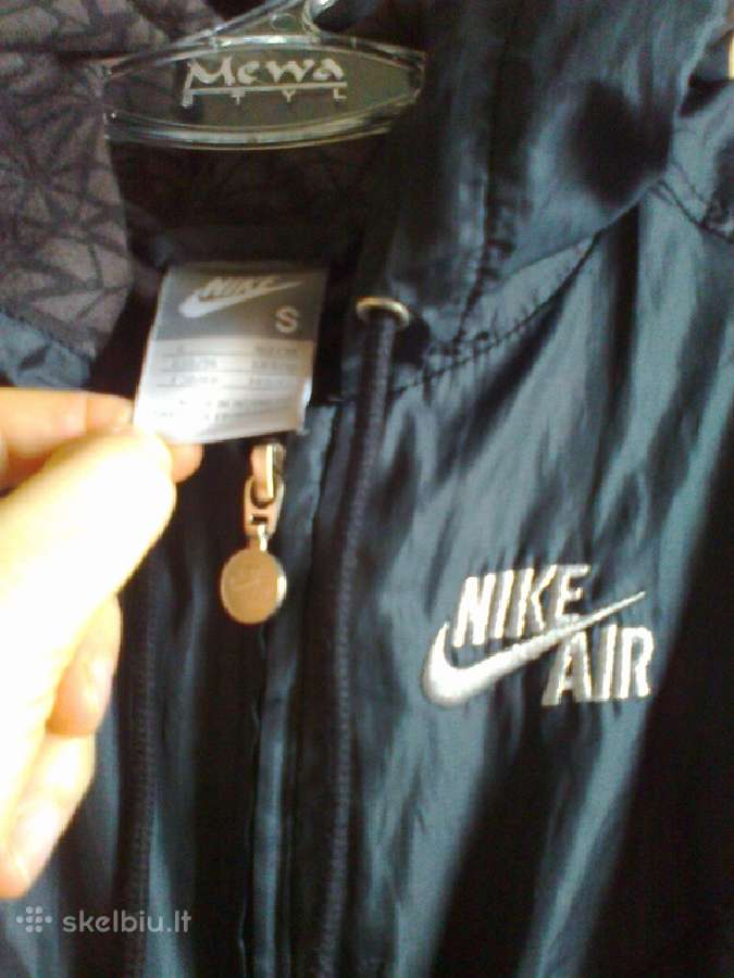 Nike striuke s