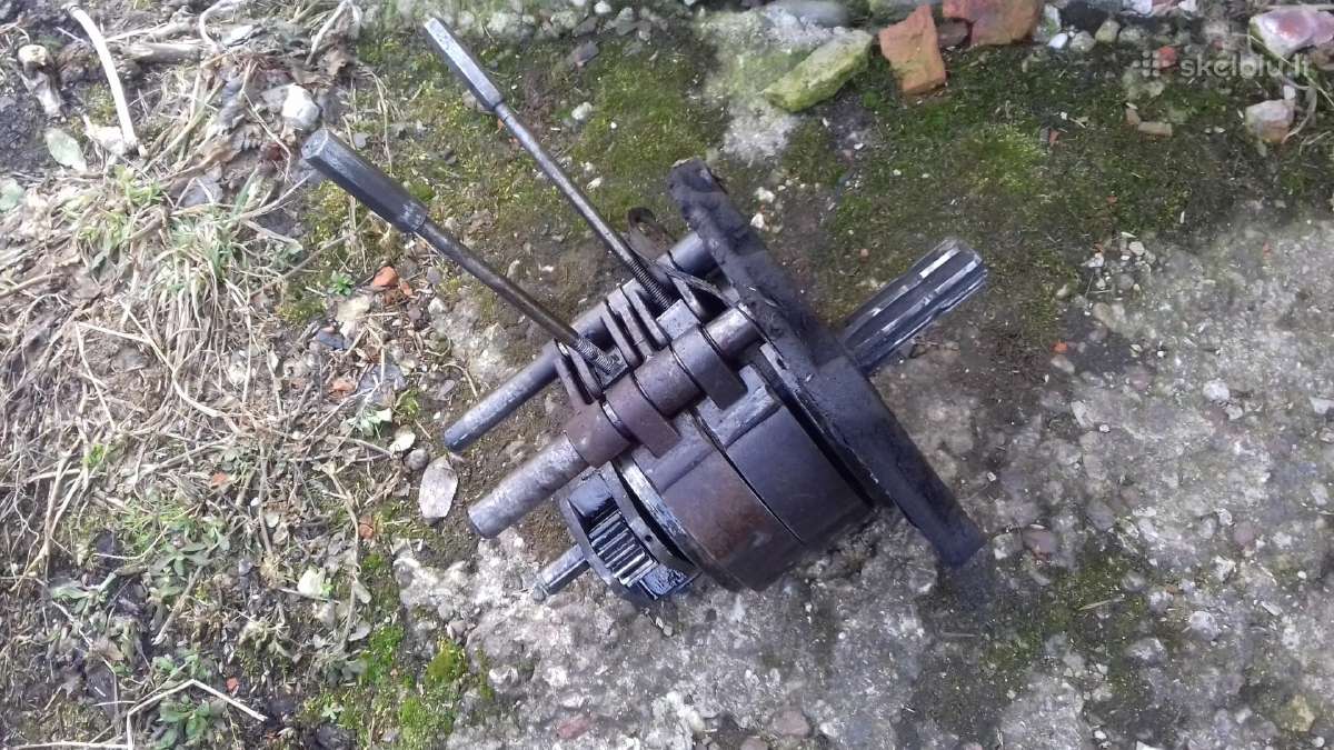 Kabinos Mtz Belarus Belorus dalimis visos Dalys - nuotraukos Nr. 16