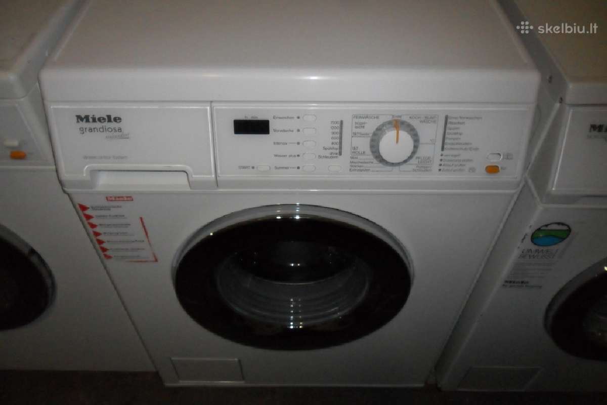 Miele grandiosa su koriniu bugnu
